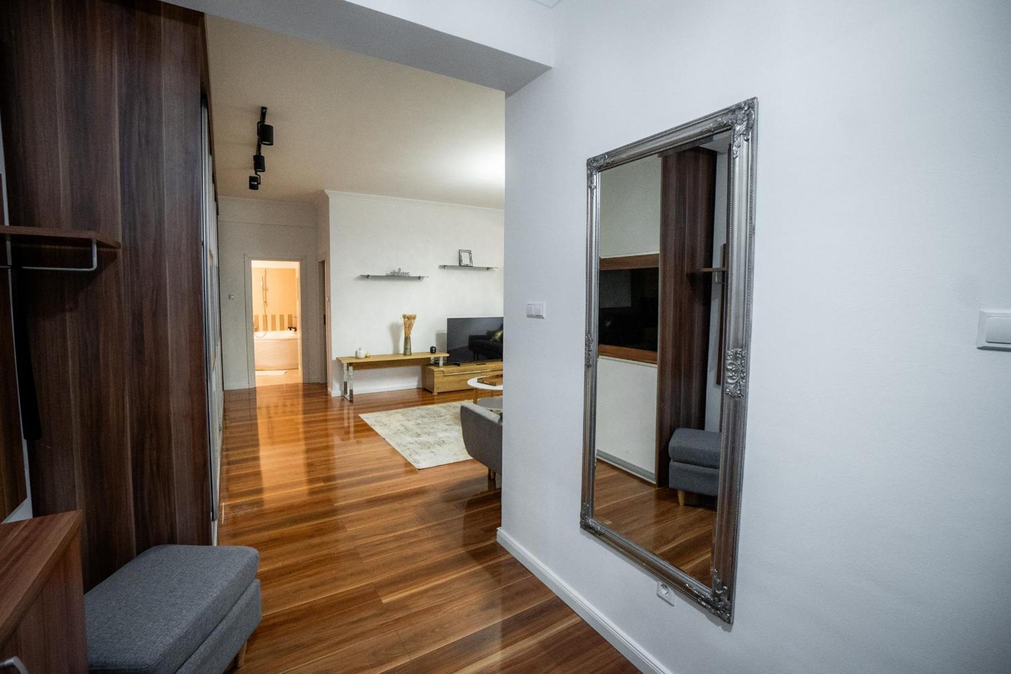 Xo Panoramic Apartment L Jacuzzi L Oradea Exterior foto